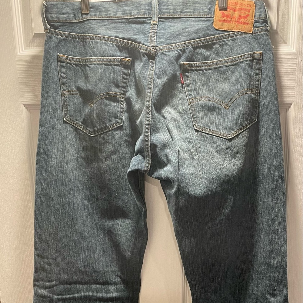 Men’s Levi jeans 559 size 36x32